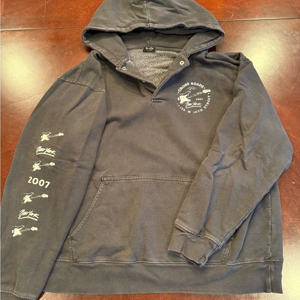 Brandy Melville Gray and White Graphic Hoodie